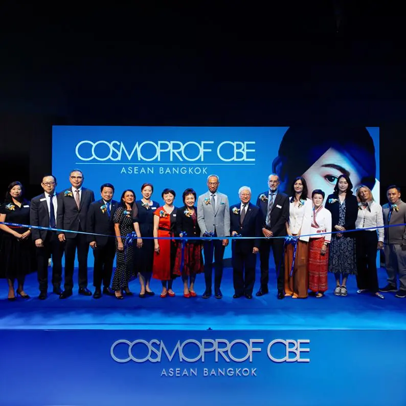 ZQ-II COSMOPROF CBE ASEAN-da parlayır: Yenilikçi Estetik Həllər və Qlobal Bazarın Genişlənməsi
